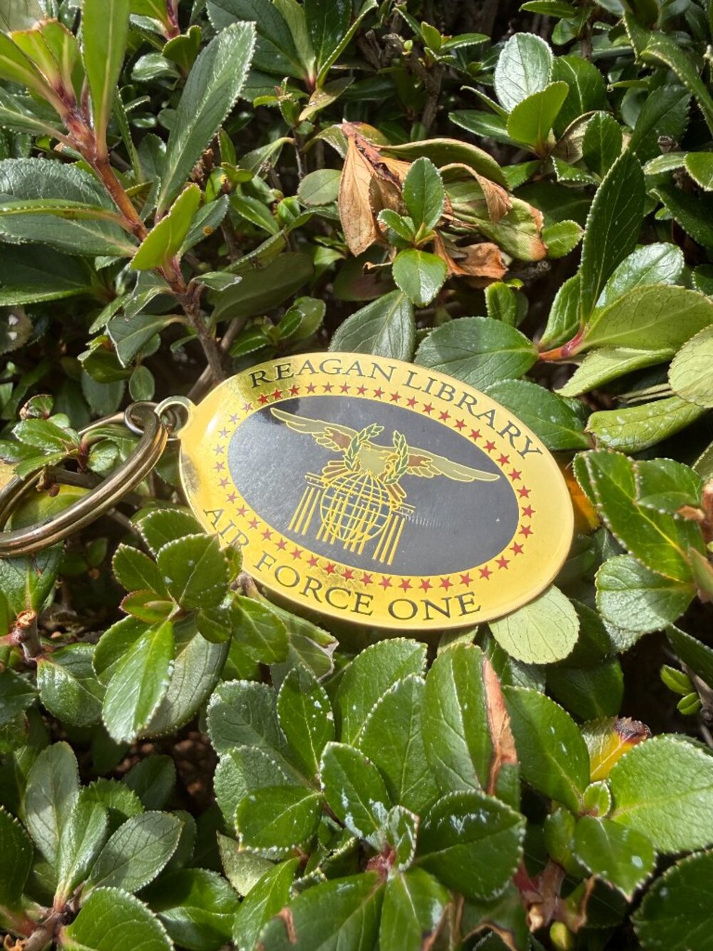 Reagan Library Air Force One Keychain - Picture 4 of 4